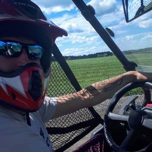 Meet your Posher, Yan